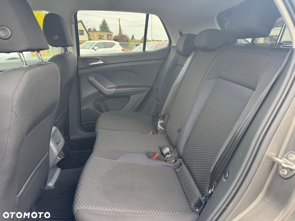Volkswagen T-Cross - 15