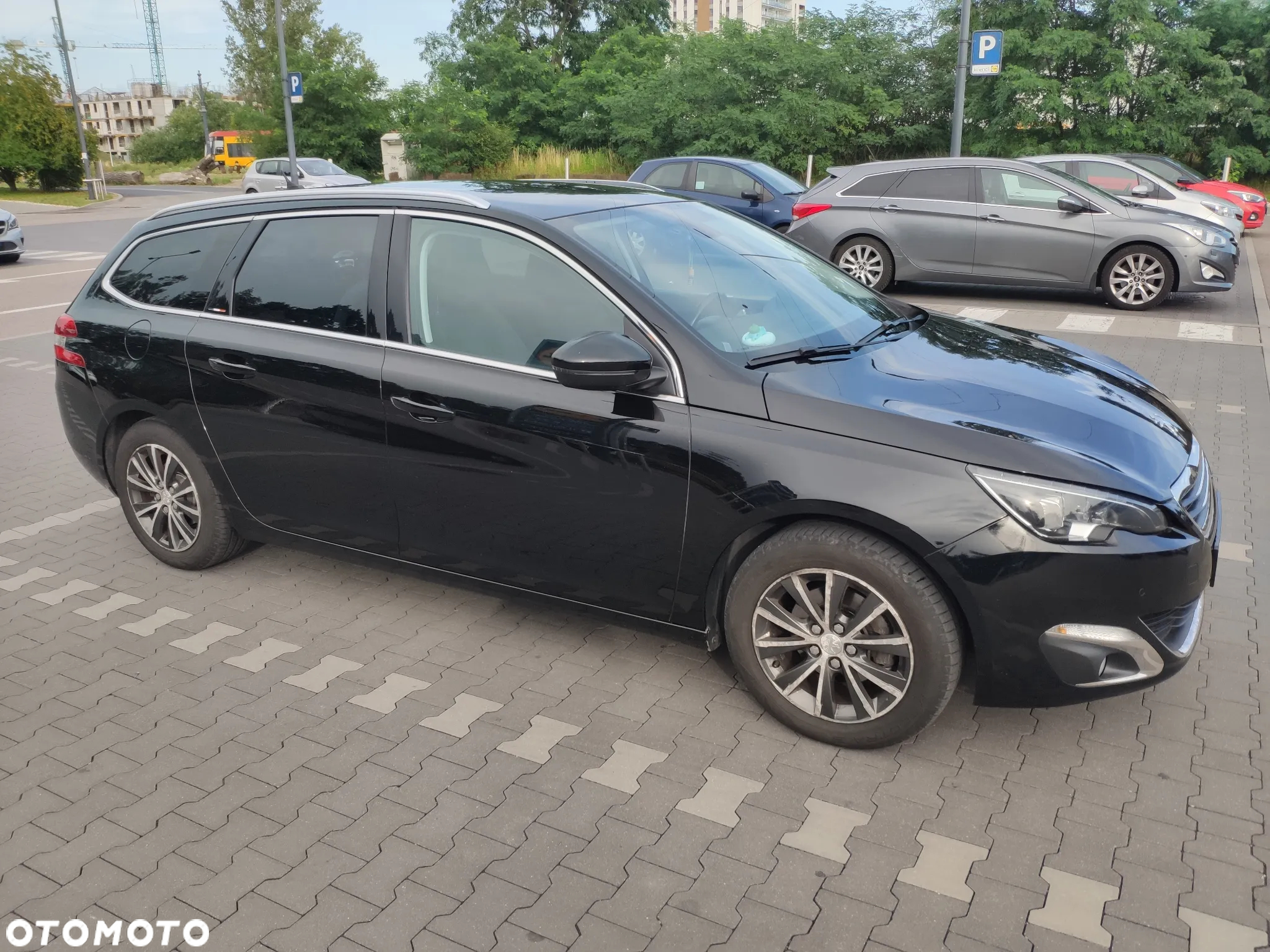 Peugeot 308 1.2 PureTech Allure S&S - 12