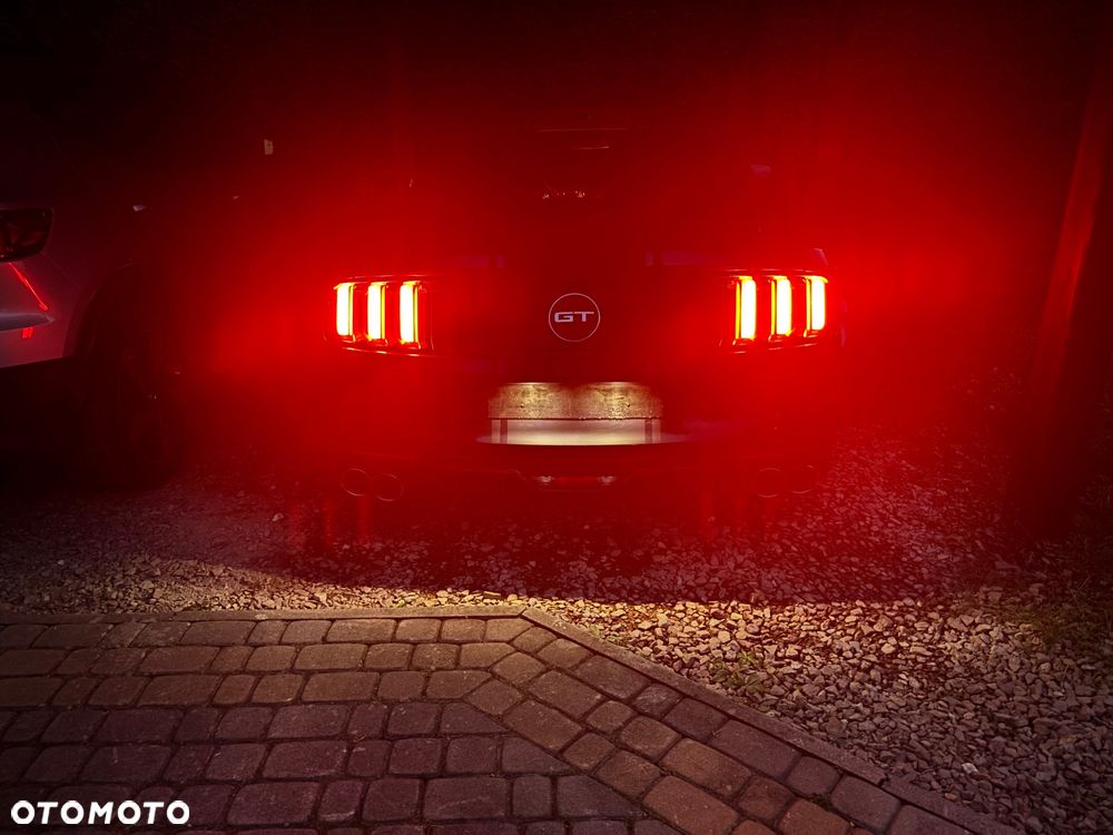 Ford Mustang - 36