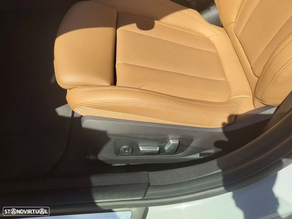 BMW i4 M50 Pack Desportivo M Pro — fotografia 14