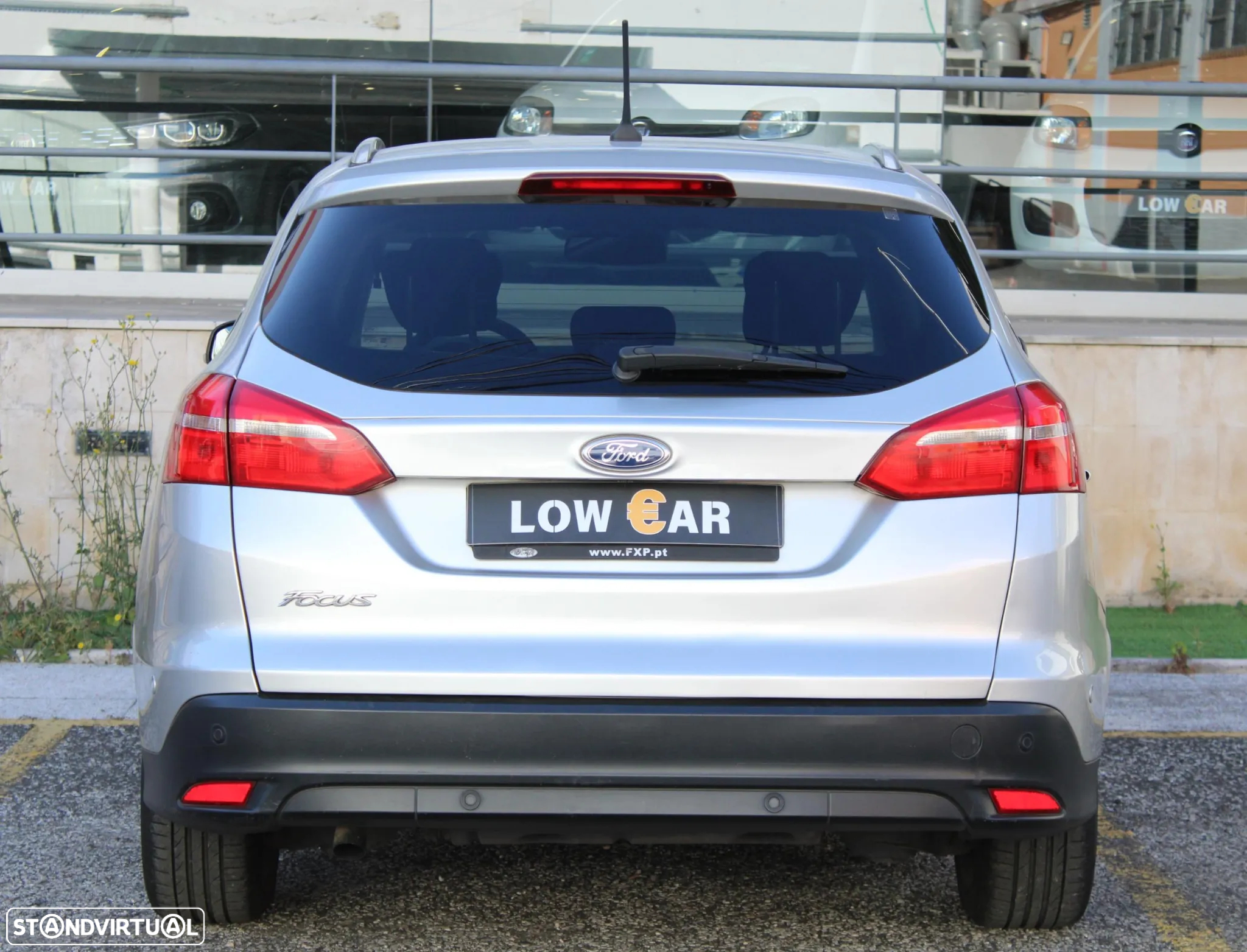 Ford Focus SW 1.5 TDCi EcoBlue Business - 13