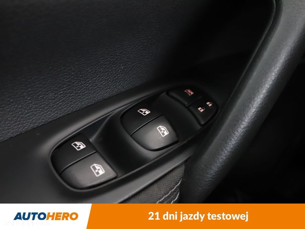 Nissan Qashqai 1.2 DIG-T N-Connecta - 31
