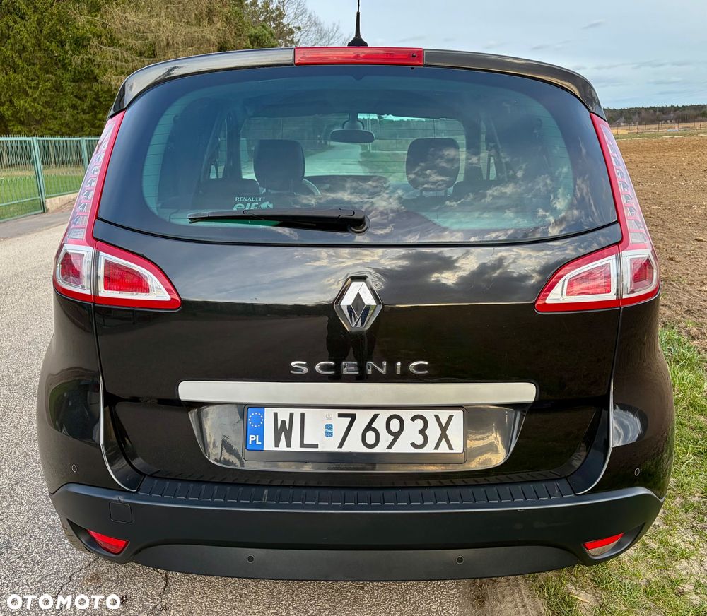 Renault Scenic 1.9 dCi Privilege - 9