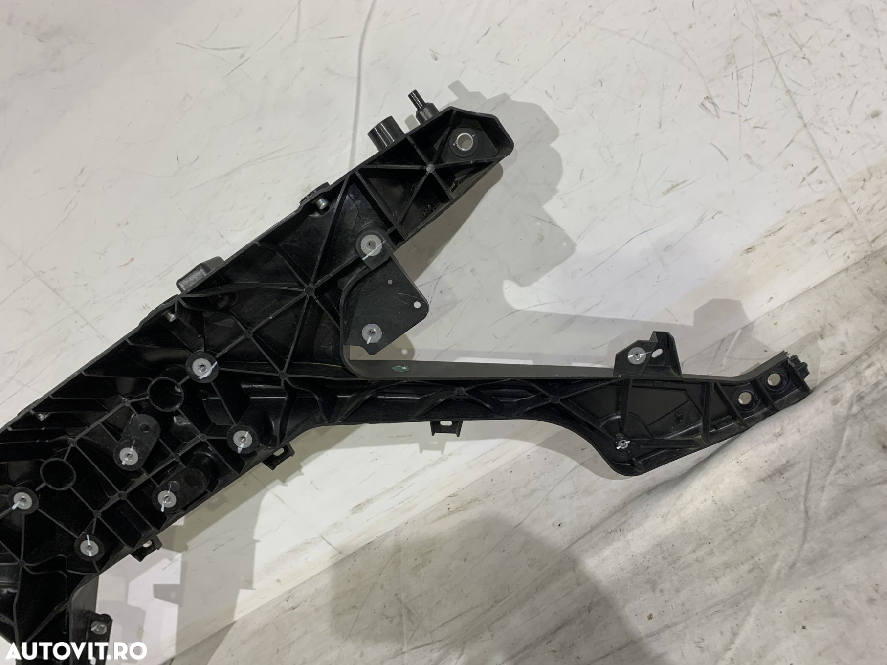 Trager, panou frontal, Tesla Y, 2022, 2023, 2024, cod origine OE 1660012-00-A. - 2