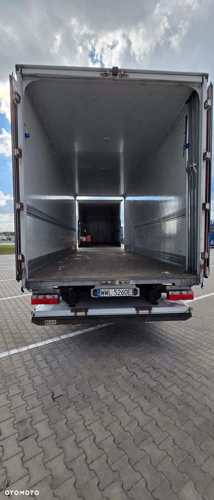 Mercedes-Benz Actros - 18