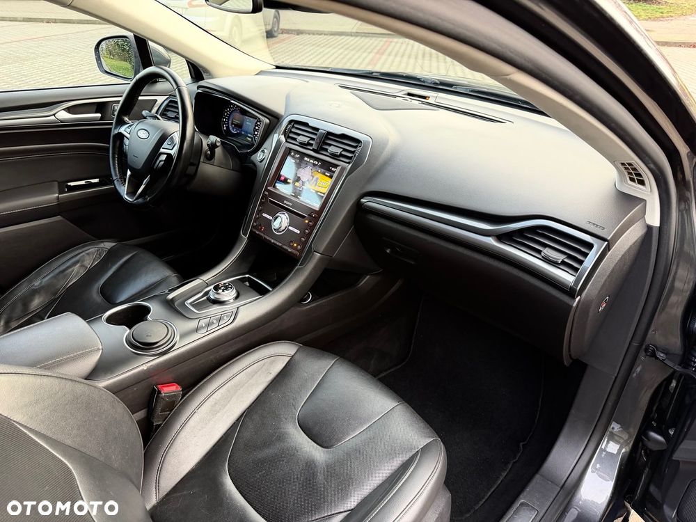 Ford Mondeo 2.0 EcoBlue Titanium - 17