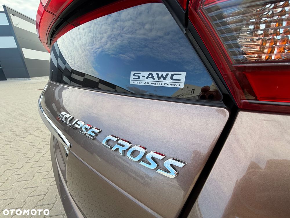 Mitsubishi Eclipse Cross 1.5 T-MIVEC CVT 4WD Spirit+ - 14