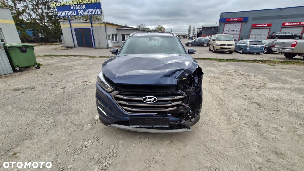Hyundai Tucson blue 1.7 CRDi 2WD Style - 19