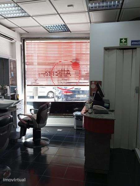 Trespass de Barbearia (Queluz) - Grande imagem: 5/10