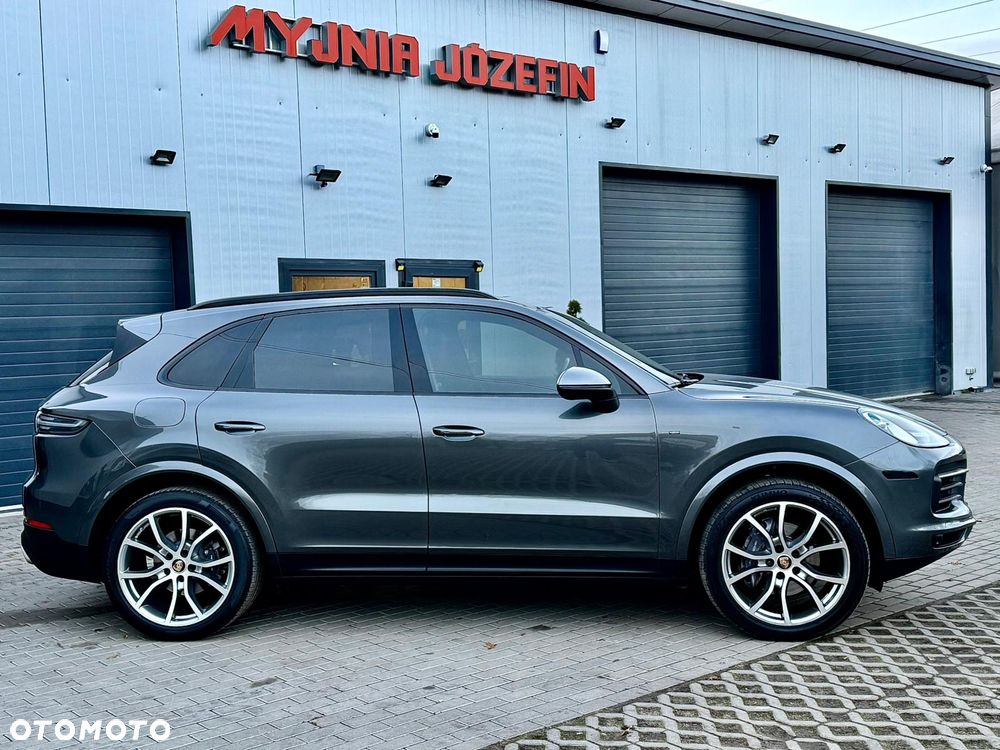 Porsche Cayenne Tiptronic S Platinum Edition - 5