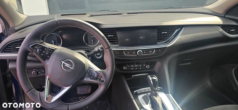 Opel Insignia 2.0 T Business Elegance S&S - 3