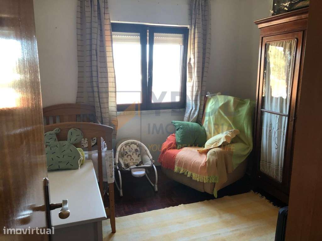 Apartamento T2 em Bucelas - Excelente Estado de Conservação - Grande imagem: 5/21