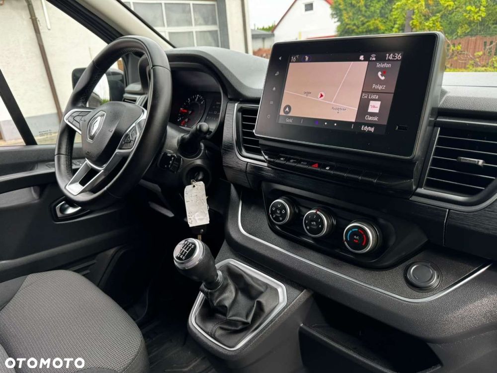 Renault Trafic - 26