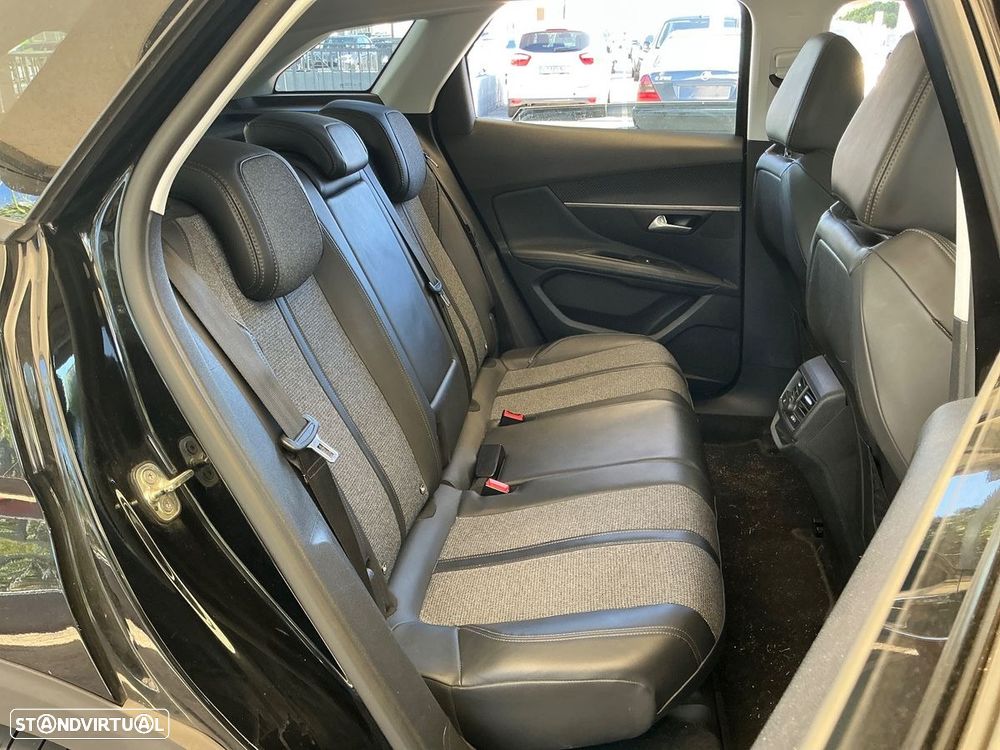 Peugeot 3008 1.6 BlueHDi Allure EAT6 - 11