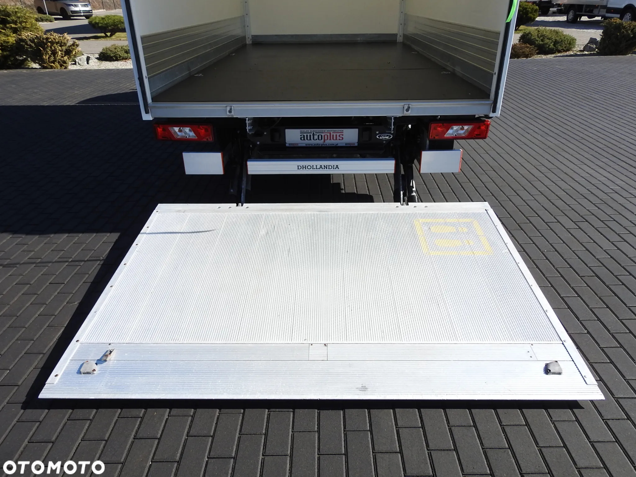 Ford TRANSIT  KONTENER WINDA 8 PALET BLIŹNIACZE KOŁA KLIMATYZACJA 130KM [ K55700 ] - 22