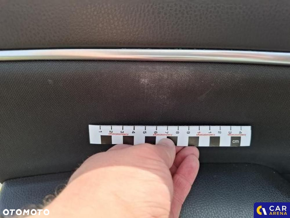 Toyota Camry - 21