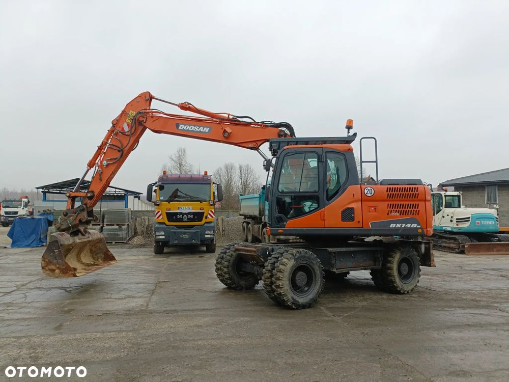 Doosan DX140 Szybkozlacze / - 9