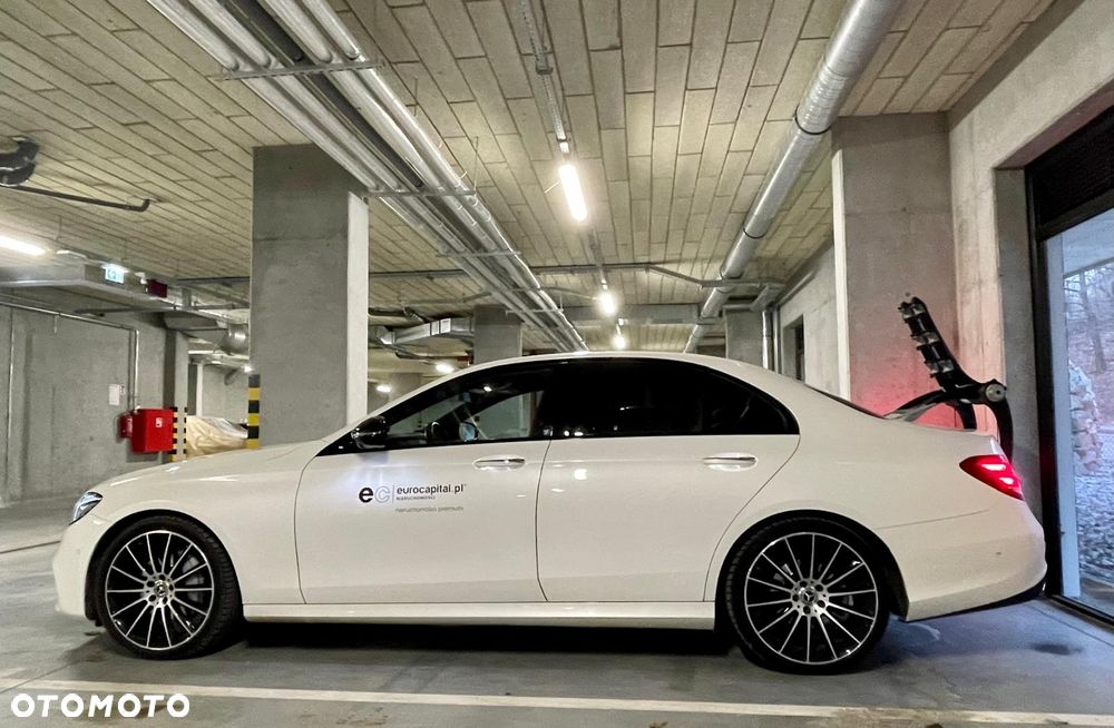 Mercedes-Benz Klasa E 220 d 4-Matic 9G-TRONIC - 12