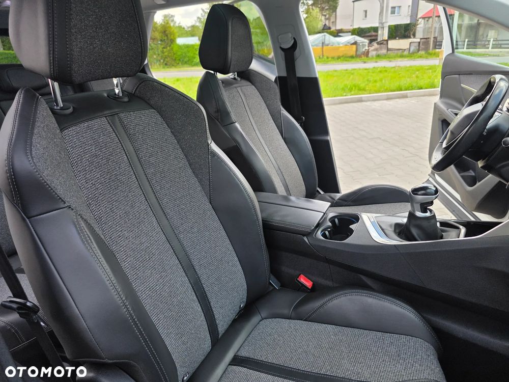 Peugeot 3008 PureTech 130 Stop & Start Crossway - 26