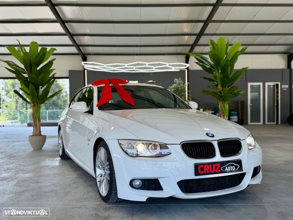 BMW 320 d Coupe Edição M — fotografia 14