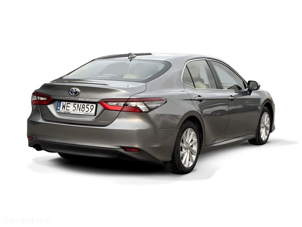 Toyota Camry 2.5 Hybrid Comfort CVT - 6