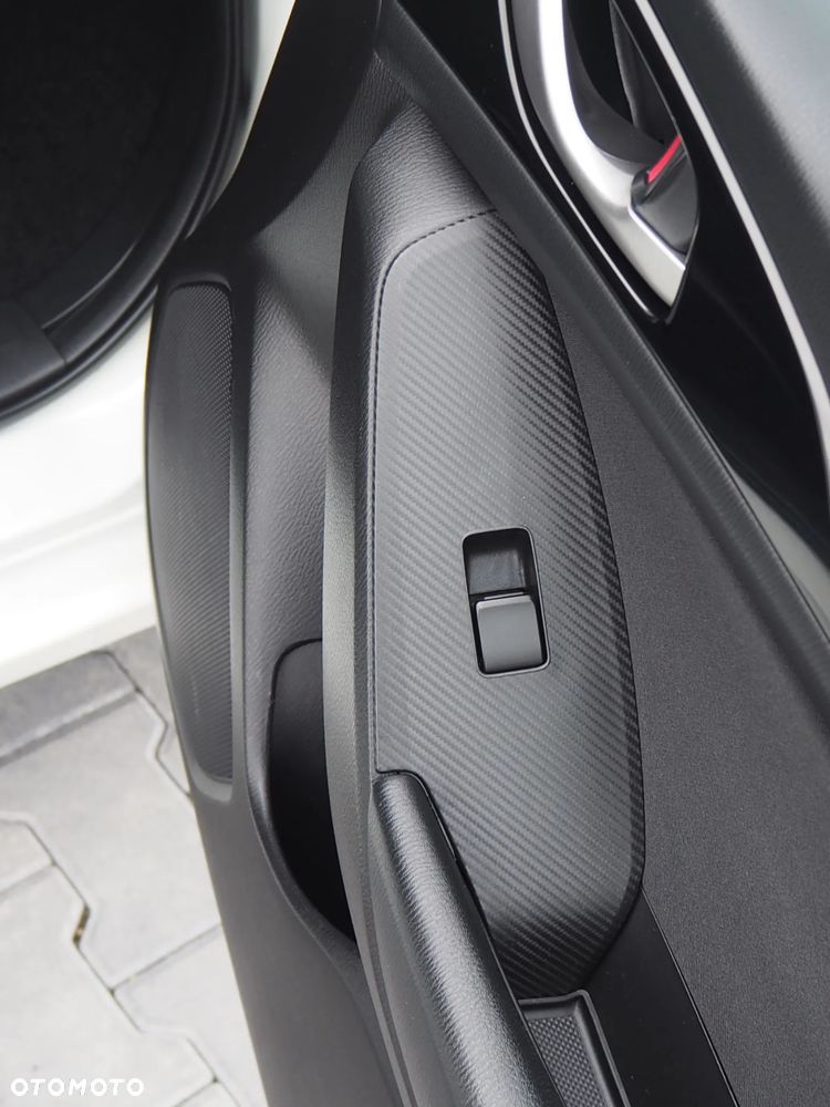 Mazda 3 SKYACTIV-G 120 Exclusive-Line - 26