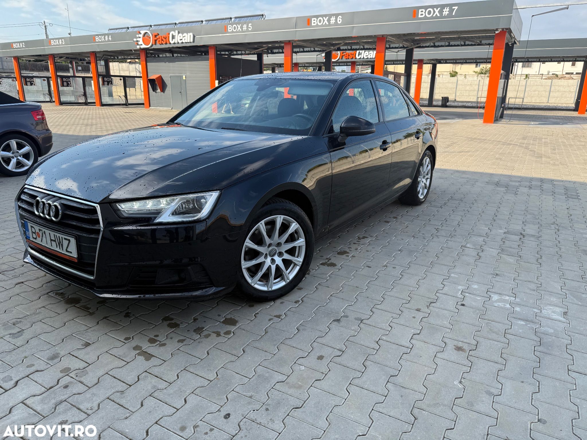 Audi A4 2.0 TDI S tronic - 1