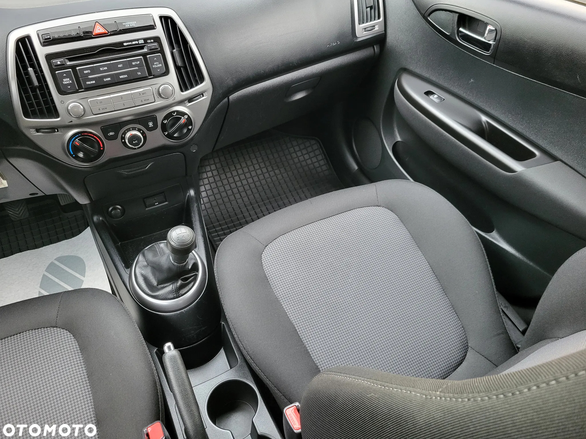 Hyundai i20 1.25 Comfort - 19