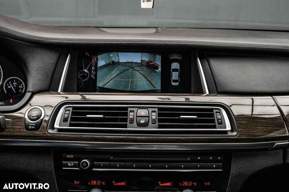 BMW Seria 7 730d - 19