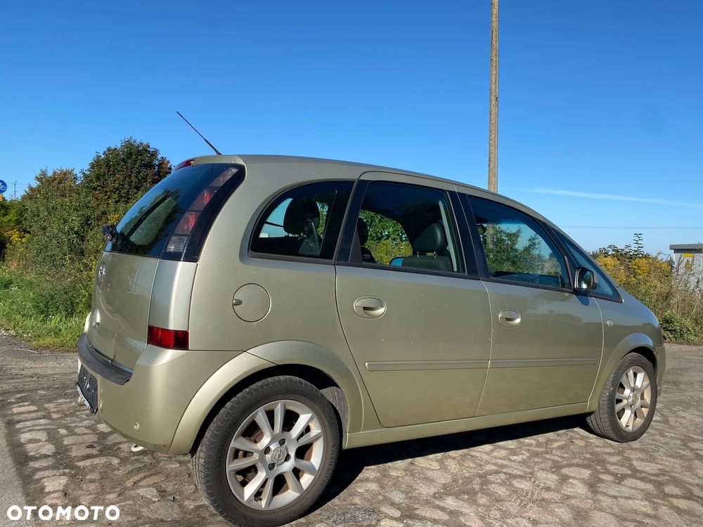 Opel Meriva 1.8 16V Cosmo Easytronic - 40