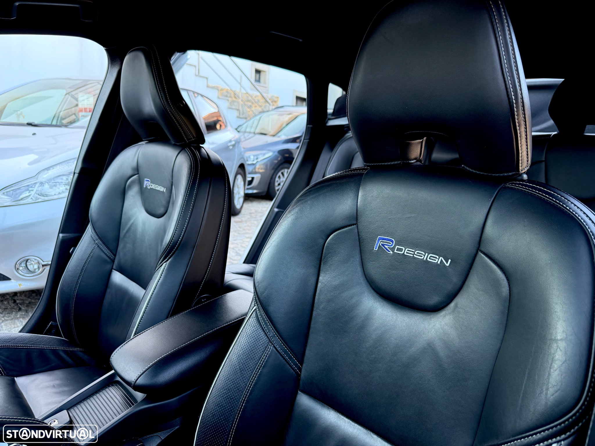 Volvo V40 1.6 D2 R-Design - 8