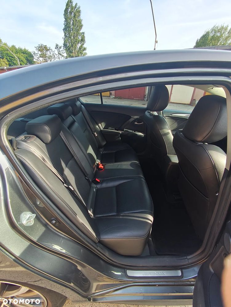 Toyota Avensis 2.0 Prestige MS - 9