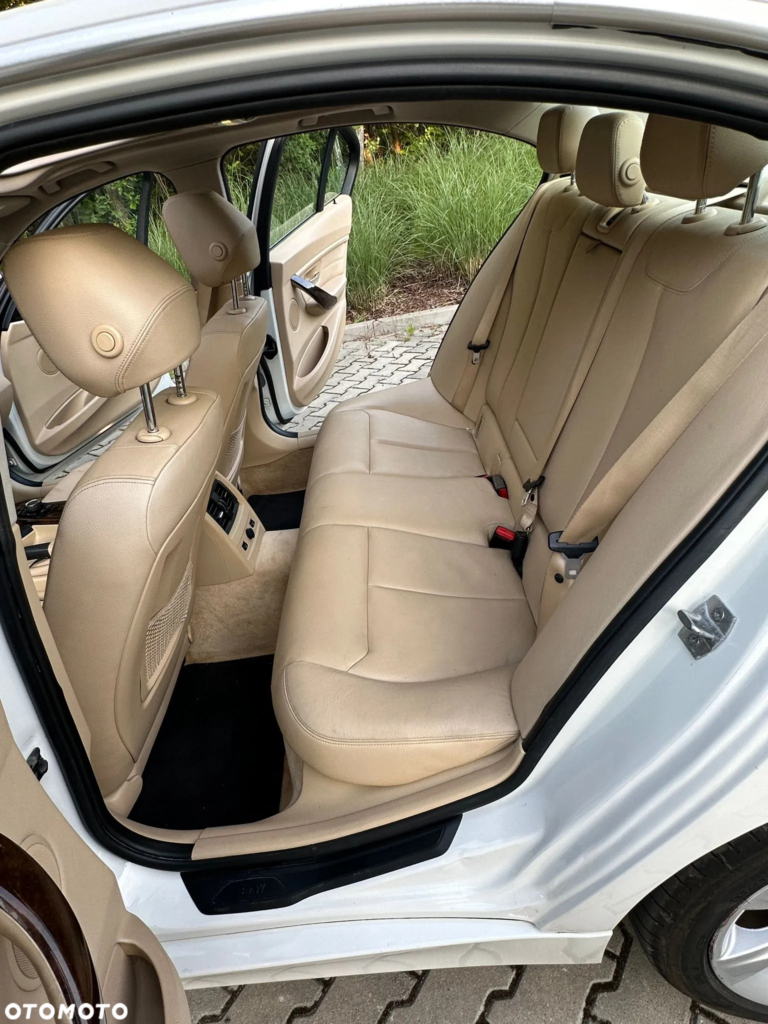 BMW Seria 3 328i xDrive Luxury Line - 7