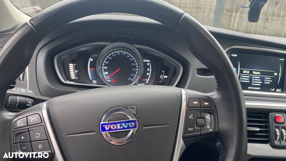 Volvo V40 D2 DRIVe Momentum - 5