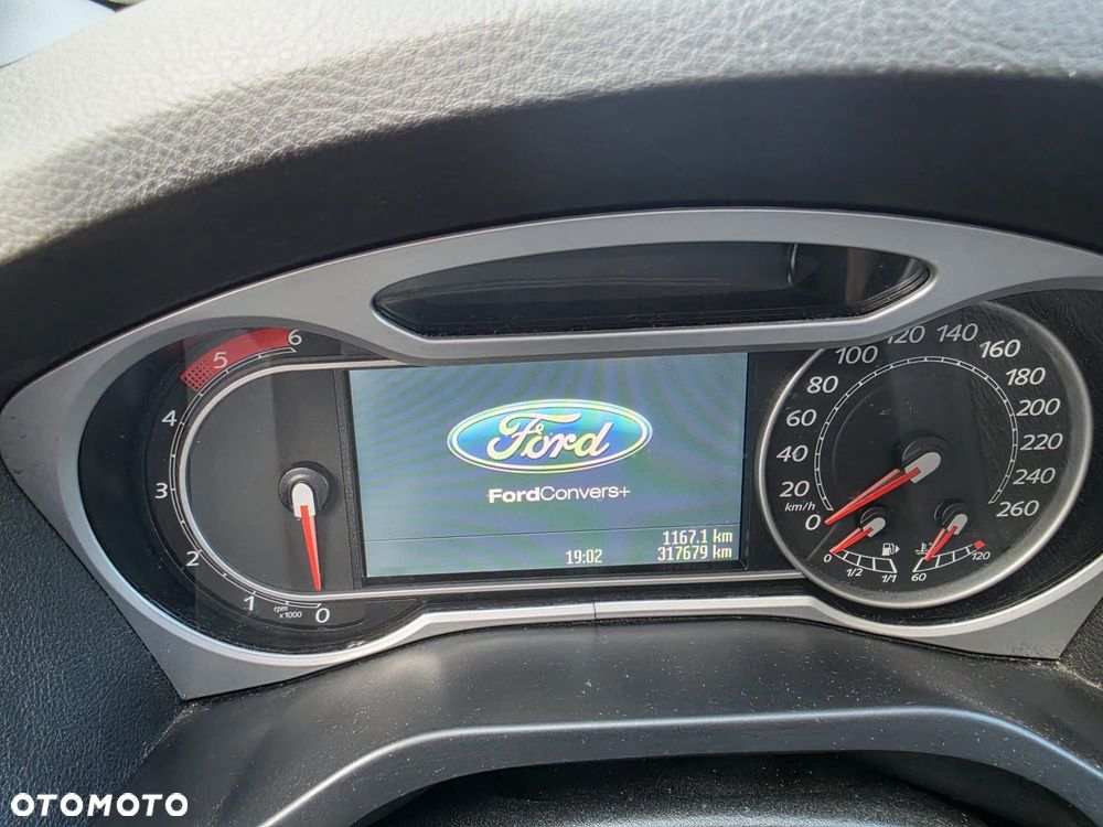 Ford S-Max - 7