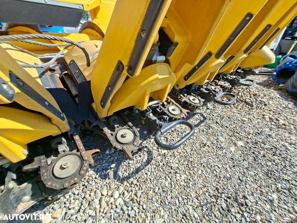 New Holland NH 980CR 8R 70 HEDER PORUMB - 15