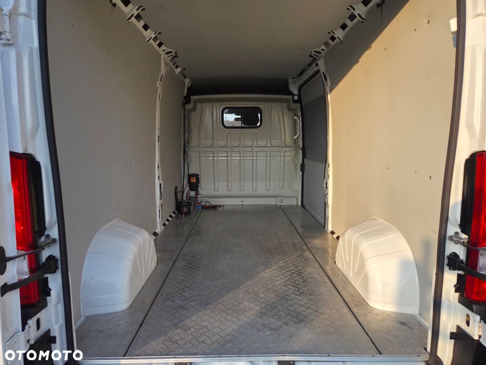 Peugeot Boxer L3H2 2.2 HDi 130 km cena 48 777 netto - 12