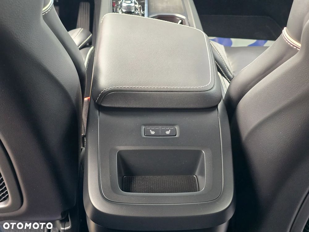Volvo XC 60 B5 B AWD Plus Dark - 14