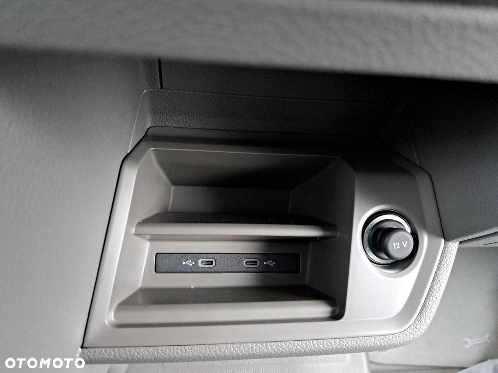 Volkswagen Crafter 35 furgon 140km 4490 - 15