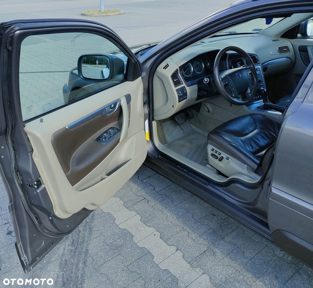 Volvo XC 70 - 5