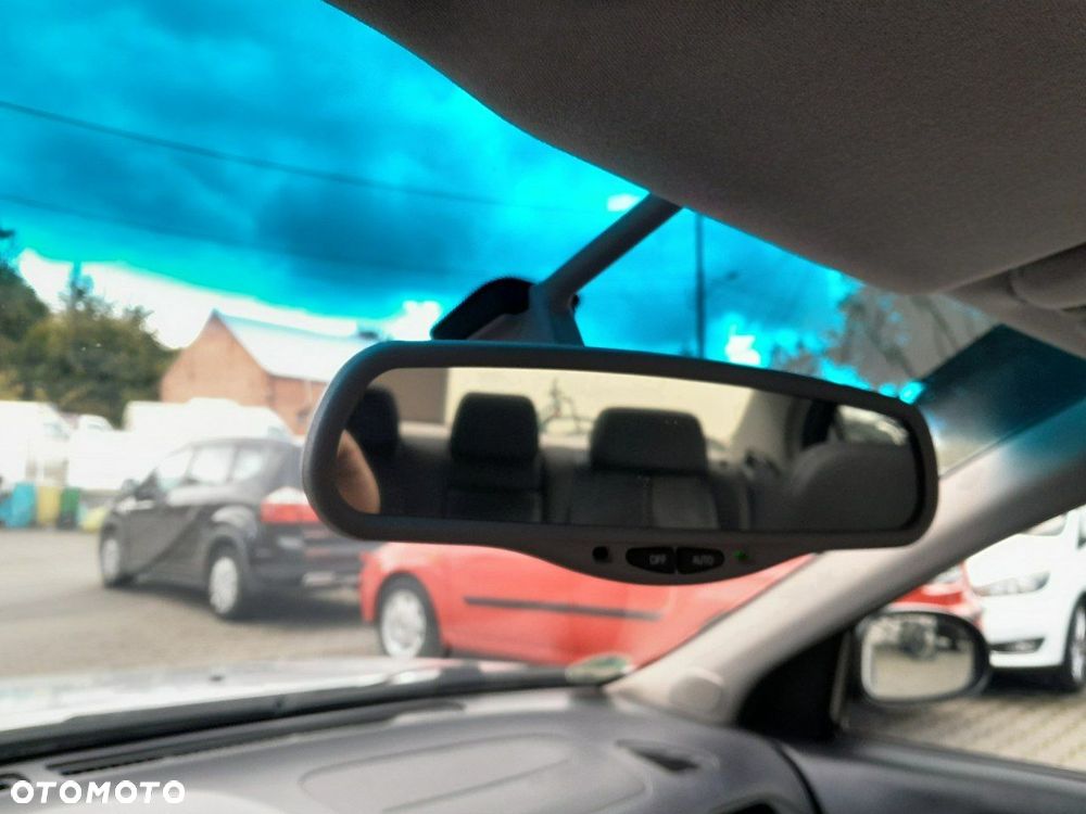 Nissan Maxima 2.0 Elegance - 16