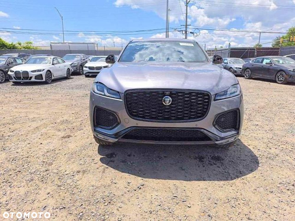 Jaguar F-Pace - 7