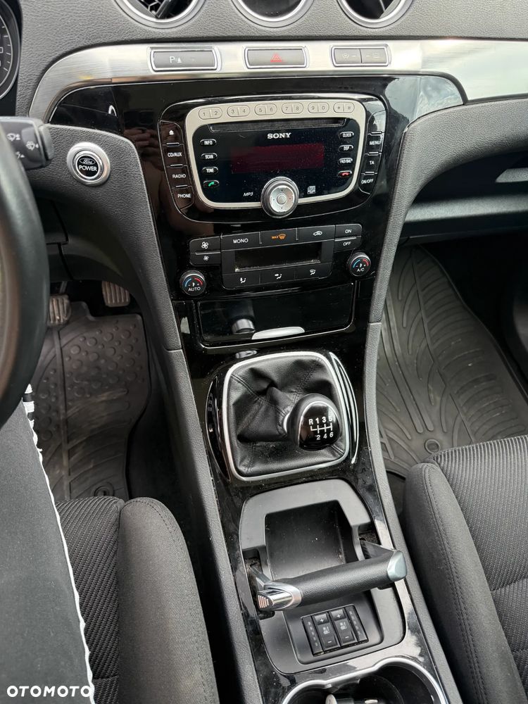 Ford S-Max 2.0 TDCi DPF Titanium - 11