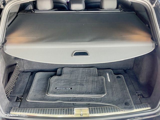 Mercedes-Benz E 300 de 9G-TRONIC AMG Line - 33