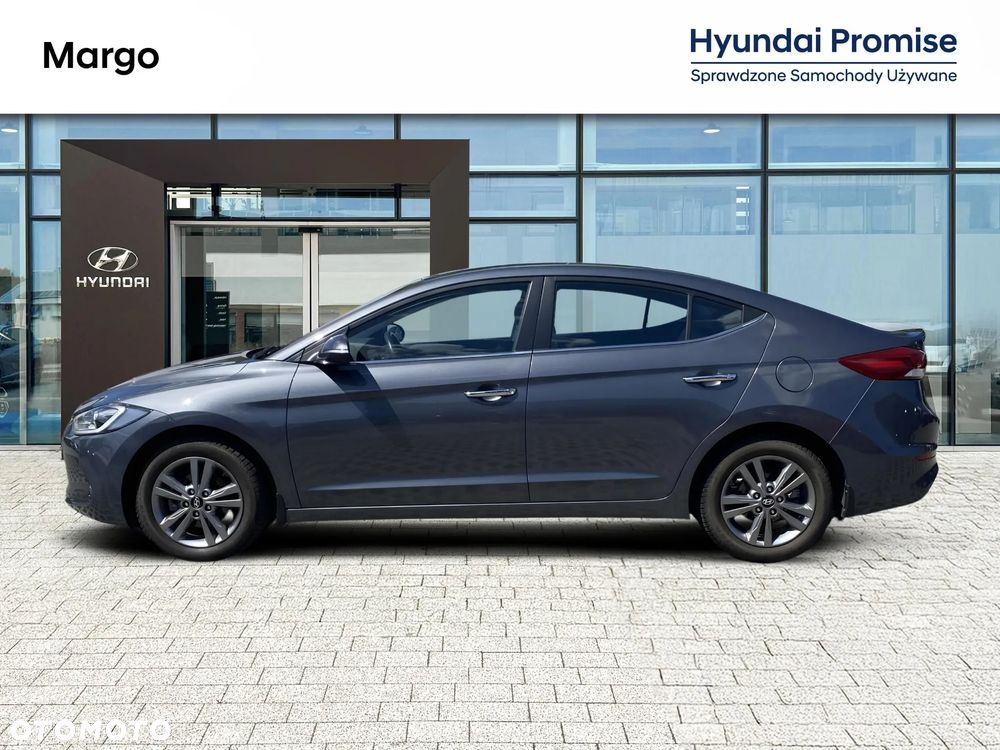 Hyundai Elantra 1.6 Comfort - 11
