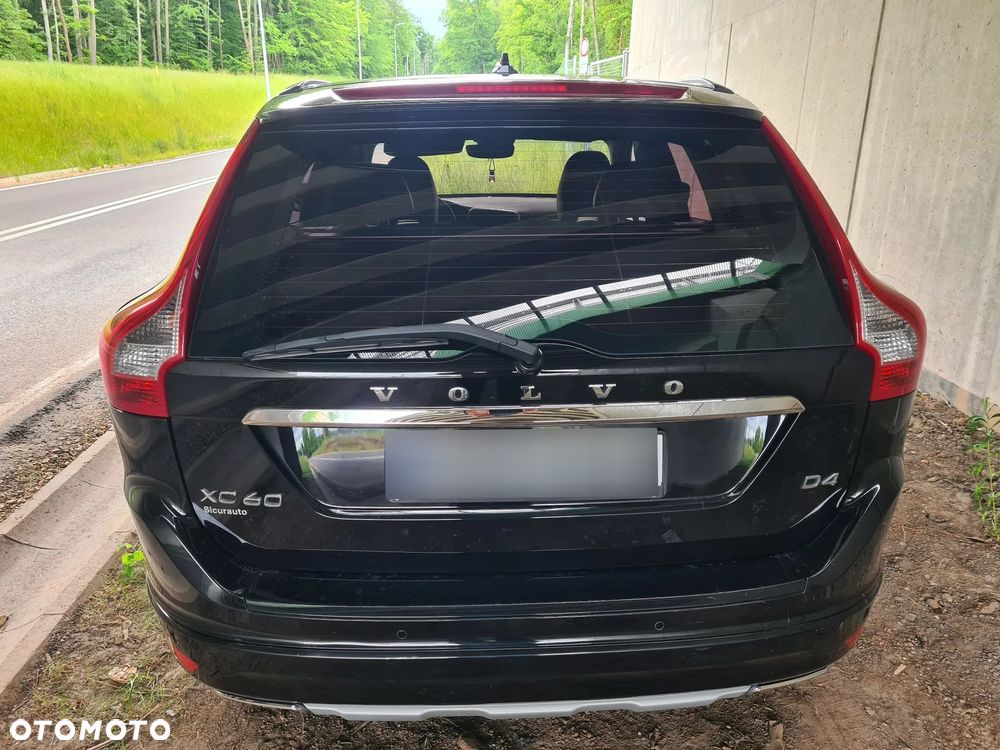 Volvo XC 60 D4 Drive-E Ocean Race - 7