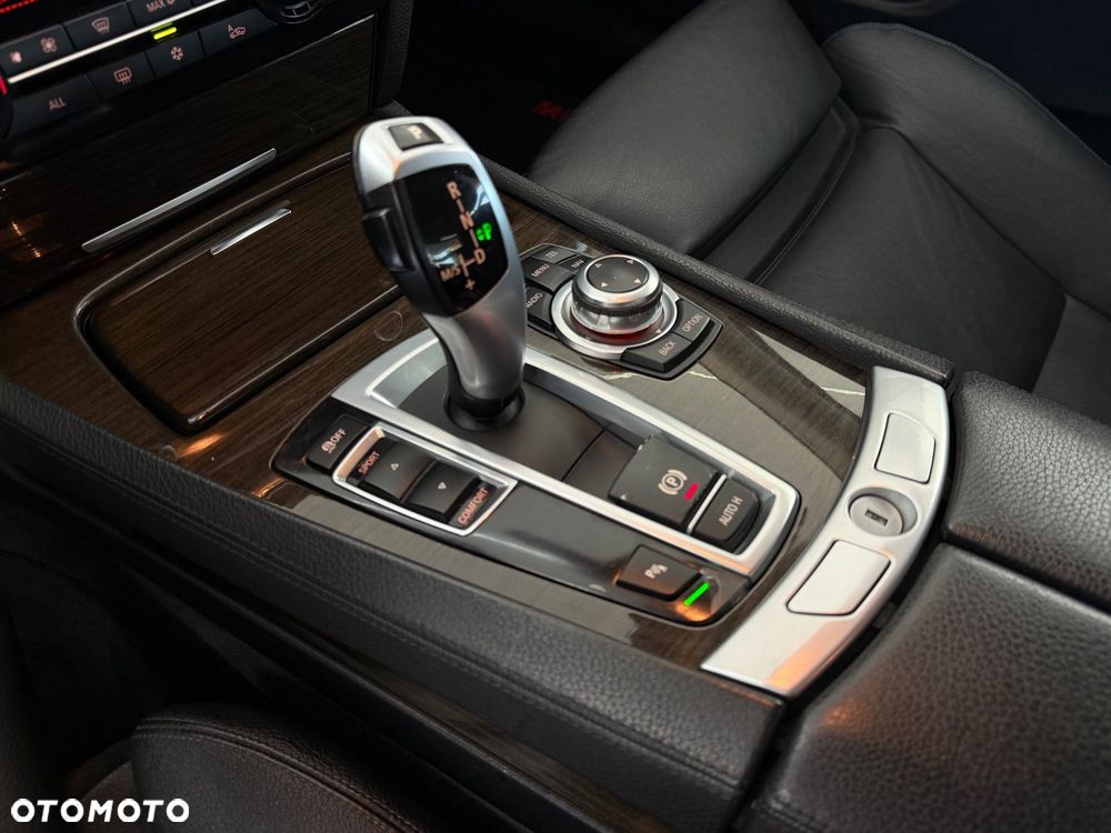 BMW Seria 7 730d - 37