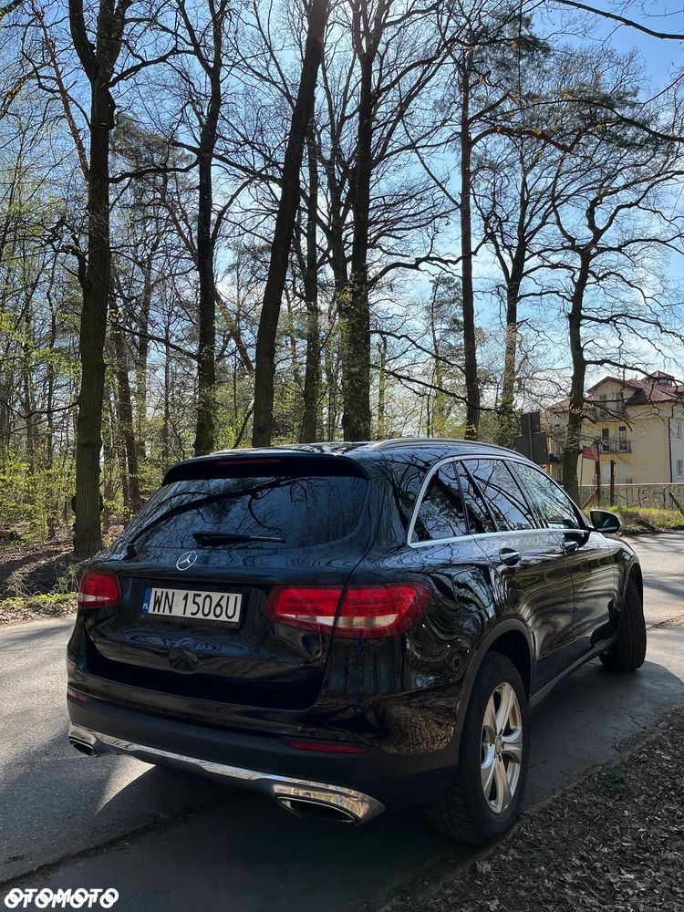 Mercedes-Benz GLC 300 4Matic 9G-TRONIC - 10