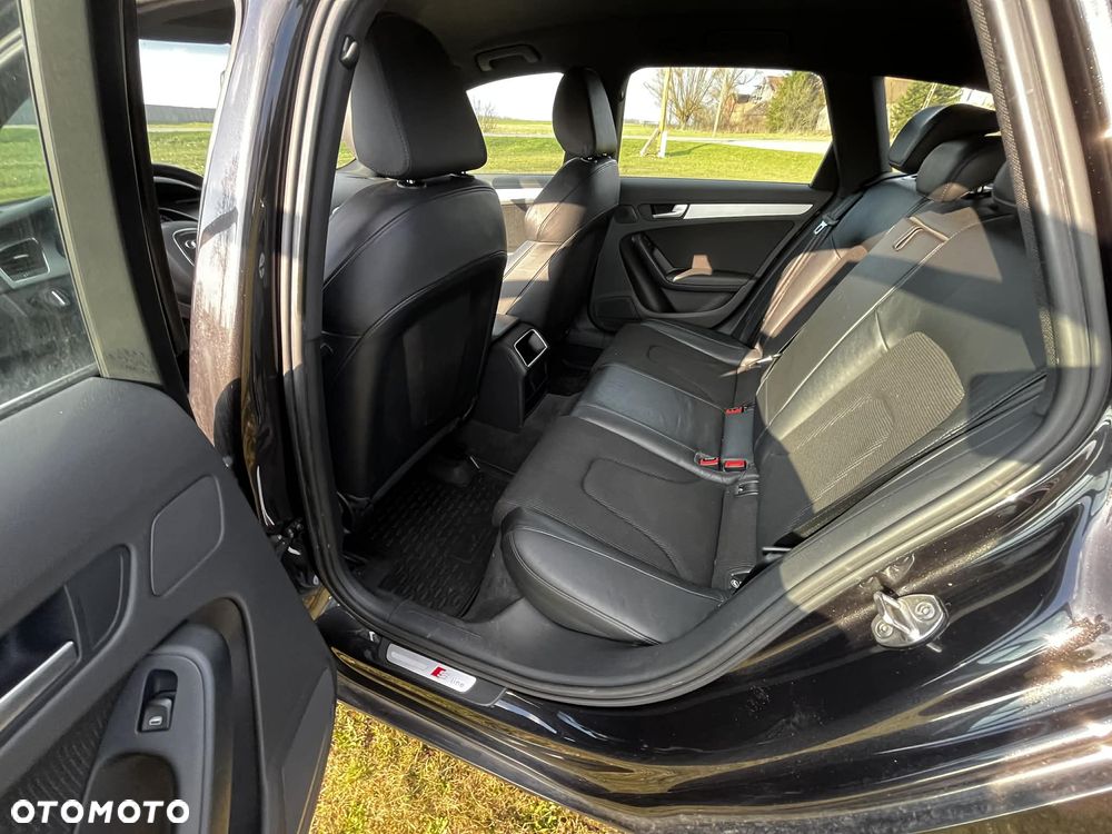 Audi A4 Avant 2.0 TDI DPF S line Sportpaket - 12