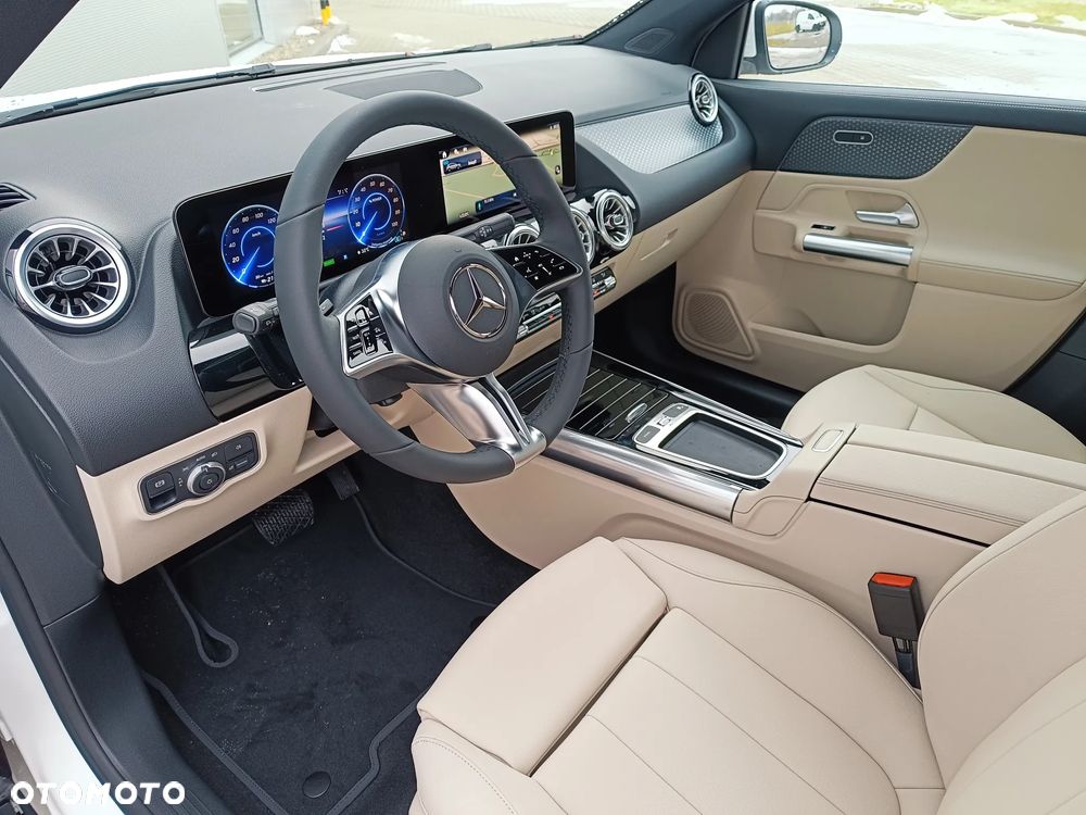 Mercedes-Benz EQA 250+ 70.5kWh Progressive - 4